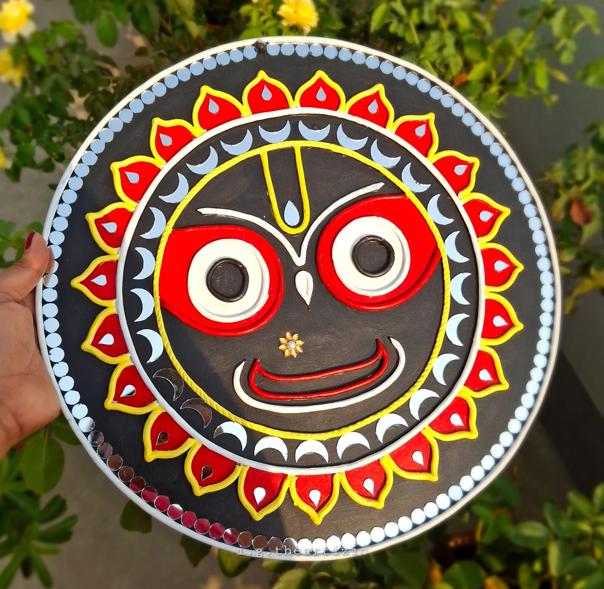 [ABR] Divine Jagannath- 16" Round Lippan Wall Art